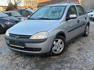 Silber Gebraucht 2001 Opel Corsa Elegance Kleinwagen | 1.450 € (Guter Preis)