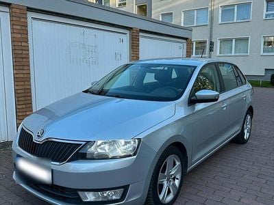 Second-hand Skoda Rapid Ambition 90 CP (66 kW) 2016 Argintiu Hatchback