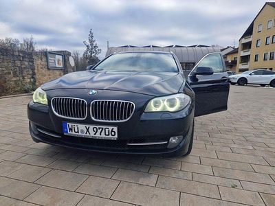 Gebraucht BMW 525 218 PS (160 kW) 2012 Blau Kombi