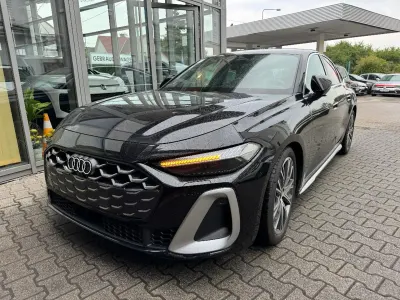 Gebraucht Audi S5 Sport 367 PS (269 kW) 2025 Schwarz Limousine