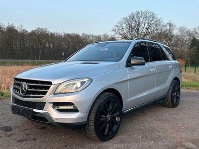 Gebraucht Mercedes ML350 258 PS (189 kW) 2012 Silber SUV
