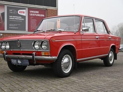 Gebraucht Lada 2103 75 PS (55 kW) 1981 Rot Limousine