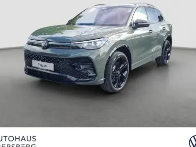 Neu VW Tiguan R-line 204 PS (150 kW) 2026 Grün SUV
