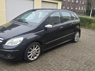 Gebraucht Mercedes B200 Edition 140 PS (102 kW) 2007 Schwarz Van / Kleinbus
