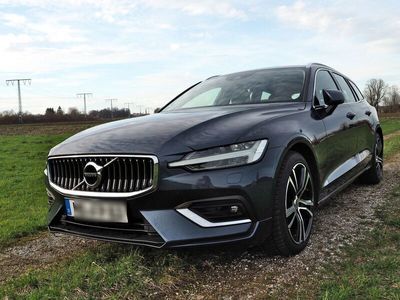 gebraucht Volvo V60 T5 Inscription Pilot Assist/Keyless/H&K/DAB/Leder