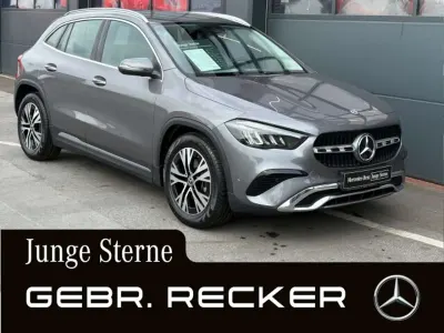 Gebraucht Mercedes GLA180 Progressive 136 PS (100 kW) 2024 Grau SUV