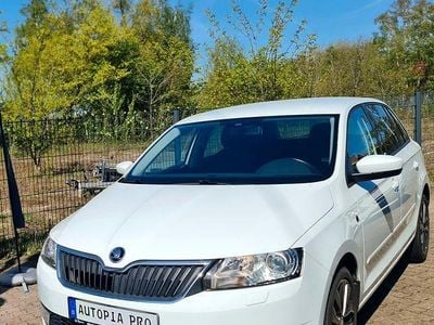 Second-hand Skoda Rapid 86 CP (63 kW) 2015 Alb Hatchback