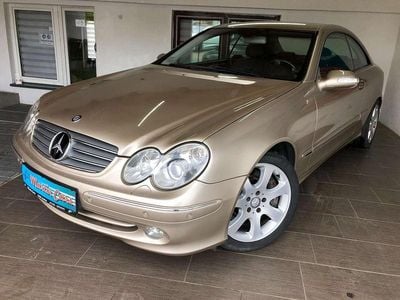 Gebraucht Mercedes CLK500 306 PS (225 kW) 2003 Gold Coupé