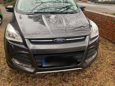 Gebraucht Ford Kuga Sport 150 PS (110 kW) 2015 Grau SUV