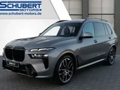 Ny BMW X7 Shadowline 352 HK (258 kW) 2026 Grå SUV