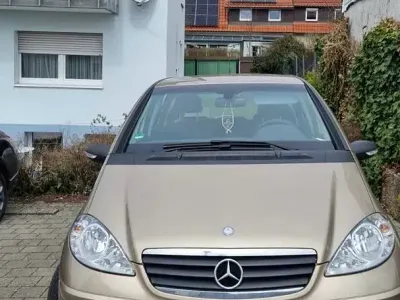 Gebraucht Mercedes A150 Classic 95 PS (69 kW) 2007 Gold Van / Kleinbus