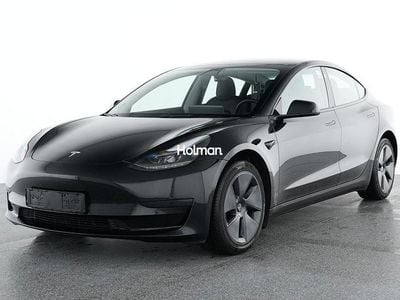 Schwarz Gebraucht 2021 Tesla Model 3 Standard Range Plus Limousine | 24.513 € (Fairer Preis)