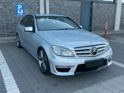 Gebraucht Mercedes C230 204 PS (150 kW) 2009 Silber Limousine