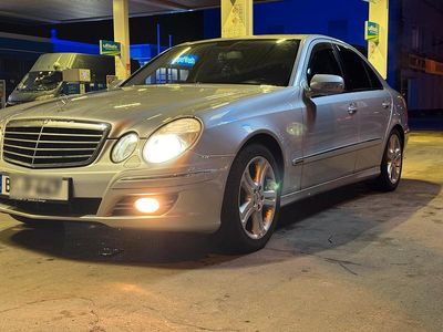 Silber Gebraucht 2006 Mercedes E280 Avantgarde Limousine | 5.590 € (Fairer Preis)