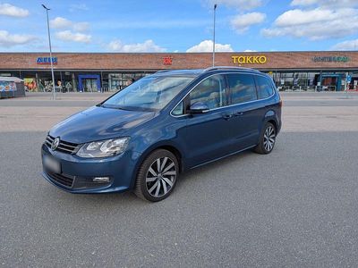 Gebraucht VW Sharan 184 PS (135 kW) 2016 Blau Van / Kleinbus