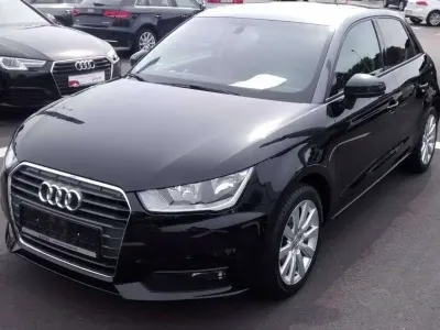 Gebraucht Audi A1 Sportback Premium 95 PS (69 kW) 2018 Schwarz Kleinwagen