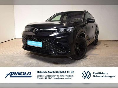 Gebraucht VW Tiguan R-line 150 PS (110 kW) 2024 Deep black perleffekt SUV