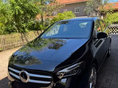 Gebraucht Mercedes B250 218 PS (160 kW) 2022 Schwarz Kleinwagen