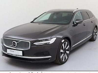 Grau Gebraucht 2025 Volvo V90 Plus Kombi | 46.950 € (Guter Preis)