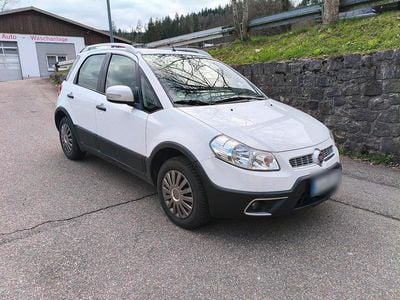 Gebraucht Fiat Sedici 120 PS (88 kW) 2014 Weiß SUV