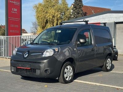 Grau Gebraucht 2017 Renault Kangoo Van / Kleinbus | 8.990 € (Fairer Preis)