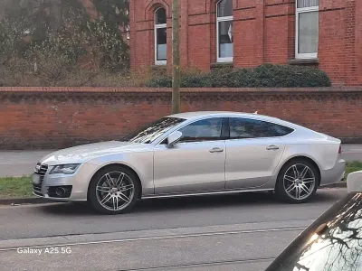 Gebraucht Audi A7 Sportback Ambiente 310 PS (228 kW) 2013 Silber Kleinwagen