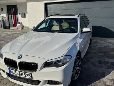 Gebraucht BMW 530 M Sport 245 PS (180 kW) 2011 Weiß Kombi