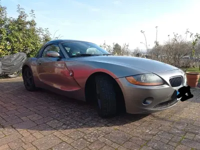Gebraucht BMW Z4 Sport Line 150 PS (110 kW) 2005 Grau Cabrio