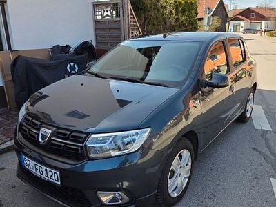 Usata Dacia Sandero Lauréate 73 CV (53 kW) 2017 Nero Berlina