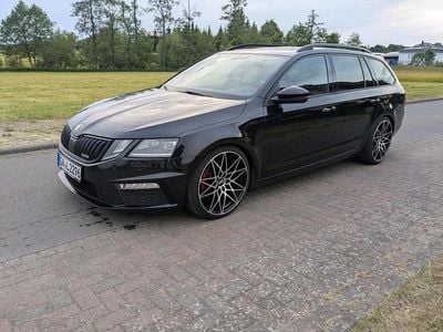 Schwarz Gebraucht 2017 Skoda Octavia RS Kombi | 17.500 € (Etwas zu teuer)