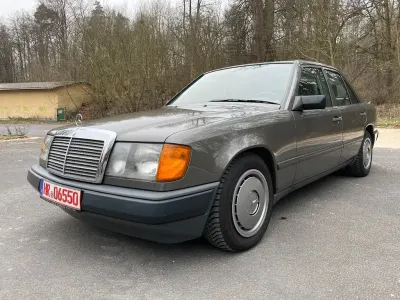 Gebraucht Mercedes E260 160 PS (117 kW) 1989 Limousine