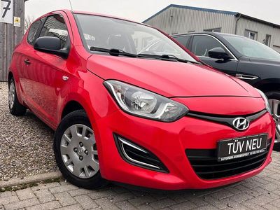 Gebraucht Hyundai i20 Edition 86 PS (63 kW) 2013 Rot Kleinwagen