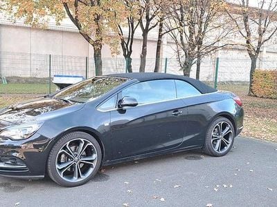 Gebraucht Opel Cascada 170 PS (125 kW) 2015 Schwarz Cabrio