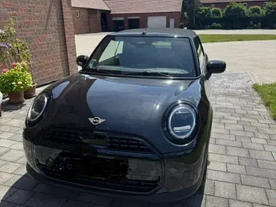 Gebraucht Mini Cooper Cabriolet Classic 163 PS (119 kW) 2026 Schwarz Cabrio