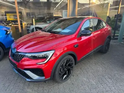 Gebraucht Renault Arkana Bose Edition 143 PS (105 kW) 2025 Dezirrot SUV