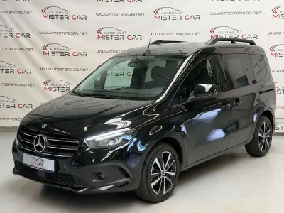 Gebraucht Mercedes T160 95 PS (69 kW) 2022 Loparitschwarz Van / Kleinbus
