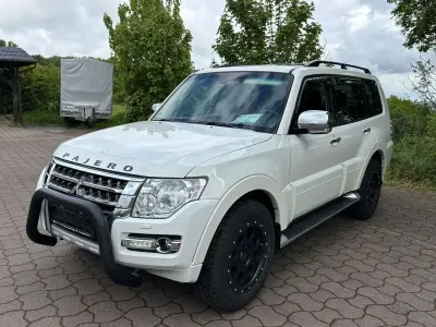 Gebraucht Mitsubishi Pajero Top 190 PS (139 kW) 2018 Weiß SUV