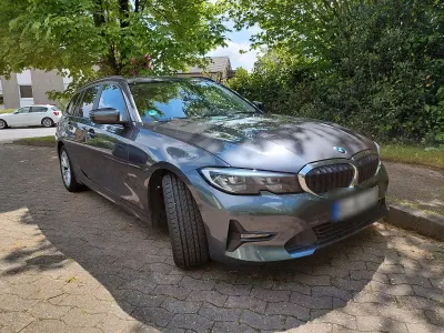 Gebraucht BMW 320 190 PS (139 kW) 2021 Grau Kombi