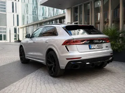 Begagnad Audi RS Q8 Design 840 HK (617 kW) 2020 Silver SUV