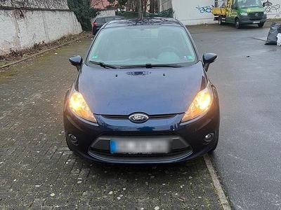 Blau Gebraucht 2012 Ford Fiesta Kleinwagen | 4.600 € (Fairer Preis)