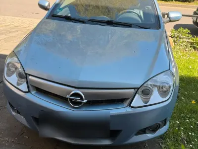 Brugt Opel Tigra 90 HK (66 kW) 2005 Blå Cabriolet