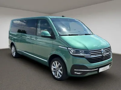 Gebraucht VW Multivan Highline 204 PS (150 kW) 2022 Grün Van / Kleinbus