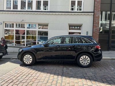 Mercedes GLC200