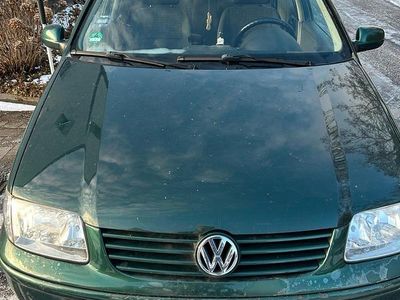 Gebraucht VW Polo 75 PS (55 kW) 2001 Grün Limousine