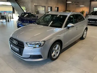 Second-hand Audi A3 150 CP (110 kW) 2018 Argintiu Berlinǎ