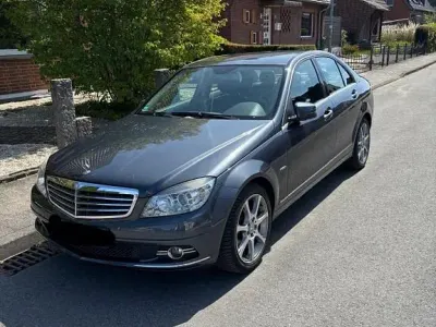 Second-hand Mercedes C200 Elegance 184 CP (135 kW) 2010 Gri Berlinǎ