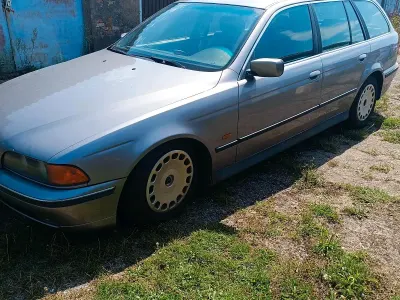 Gebraucht BMW 525 143 PS (105 kW) 1999 Grau Kombi