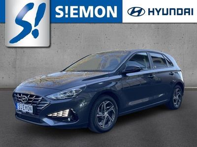 Grau Gebraucht 2021 Hyundai i30 Edition 30 Limousine | 15.930 € (Fairer Preis)
