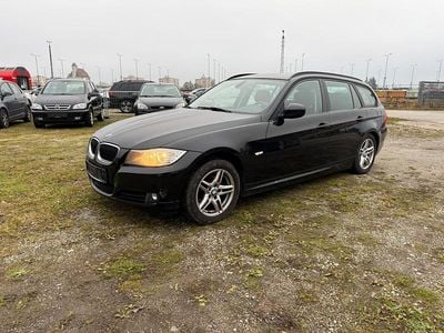 Gebraucht BMW 318 Comfort Edition 143 PS (105 kW) 2010 Schwarz Kombi
