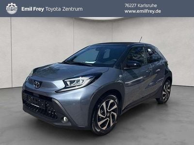 Neu Toyota Aygo X 72 PS (52 kW) 2025 Grau SUV
